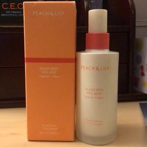 Peach and lily glass skin mist